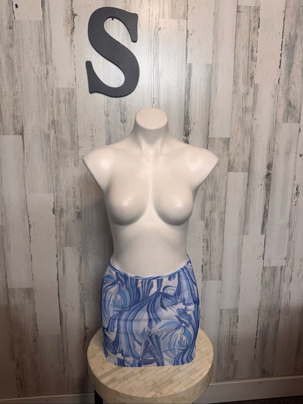 Sheer Mesh Tropical Floral Mini Swim Skirt Cover Up Womens Small Blue White